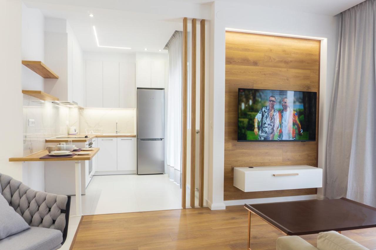 New Modern Style Home Next To The Train Station Thessaloníki Ngoại thất bức ảnh