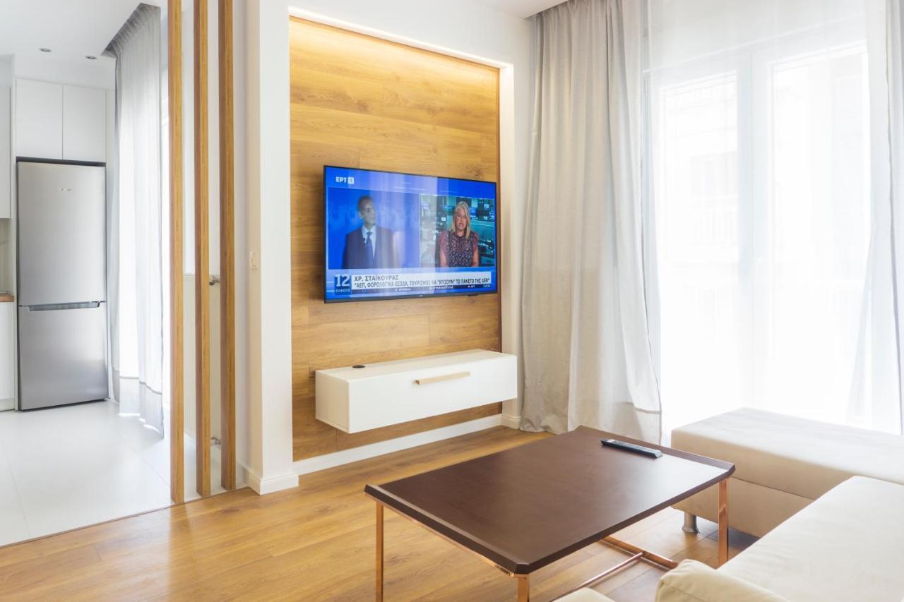 New Modern Style Home Next To The Train Station Thessaloníki Ngoại thất bức ảnh