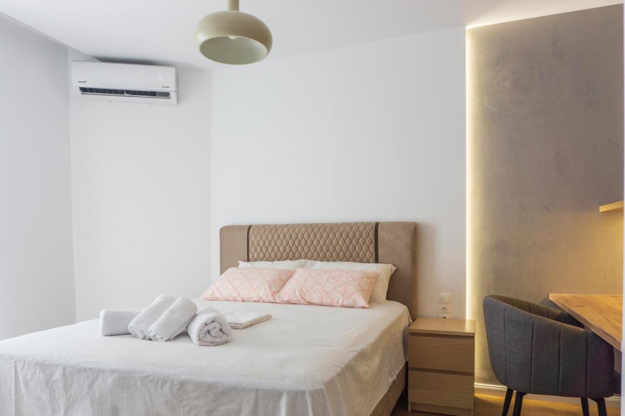New Modern Style Home Next To The Train Station Thessaloníki Ngoại thất bức ảnh