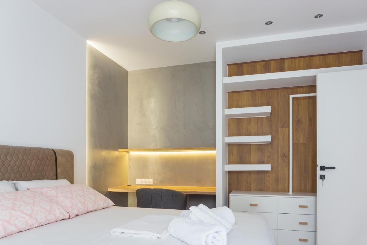 New Modern Style Home Next To The Train Station Thessaloníki Ngoại thất bức ảnh